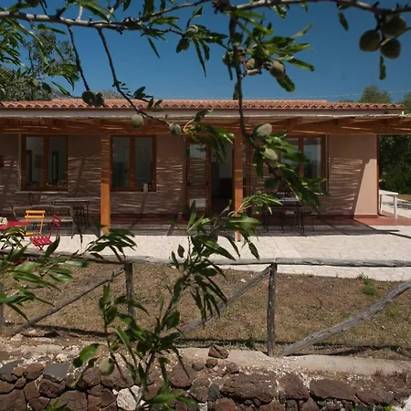 Agriturismo Don Lucifero Landhaus *
